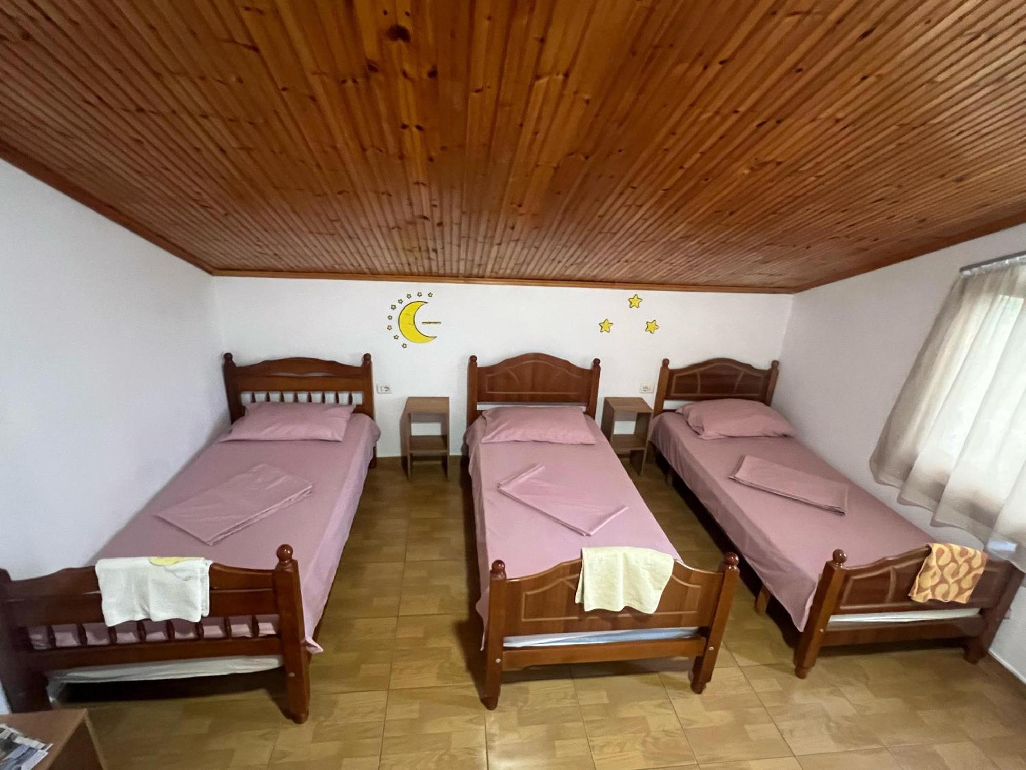 Happy Corner Guest House Шкодер Экстерьер фото